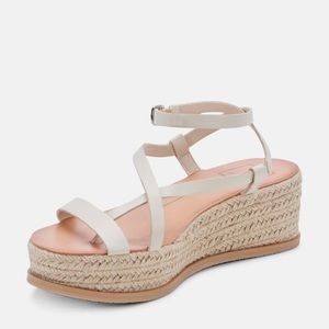 NEW Dolce vita Lorey sandals